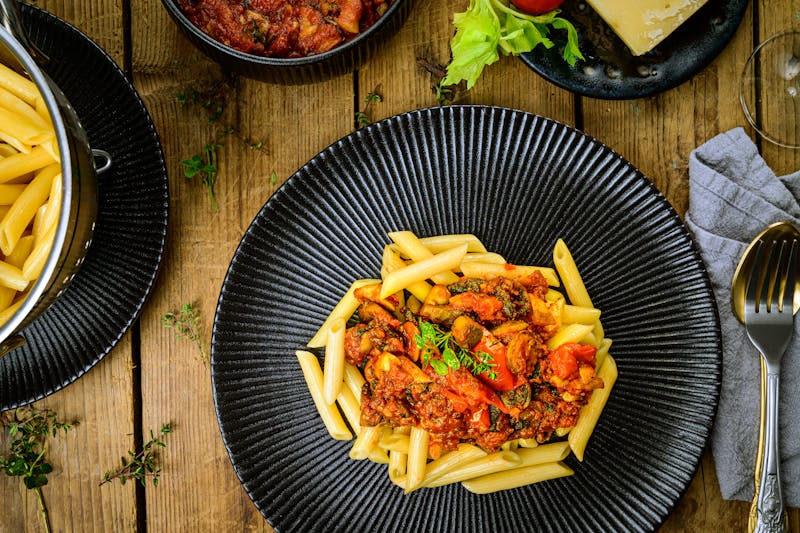 Spicy arrabbiata pasta with fresh herbs